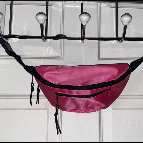 Pink Fanny pack - Picture 1 of 3